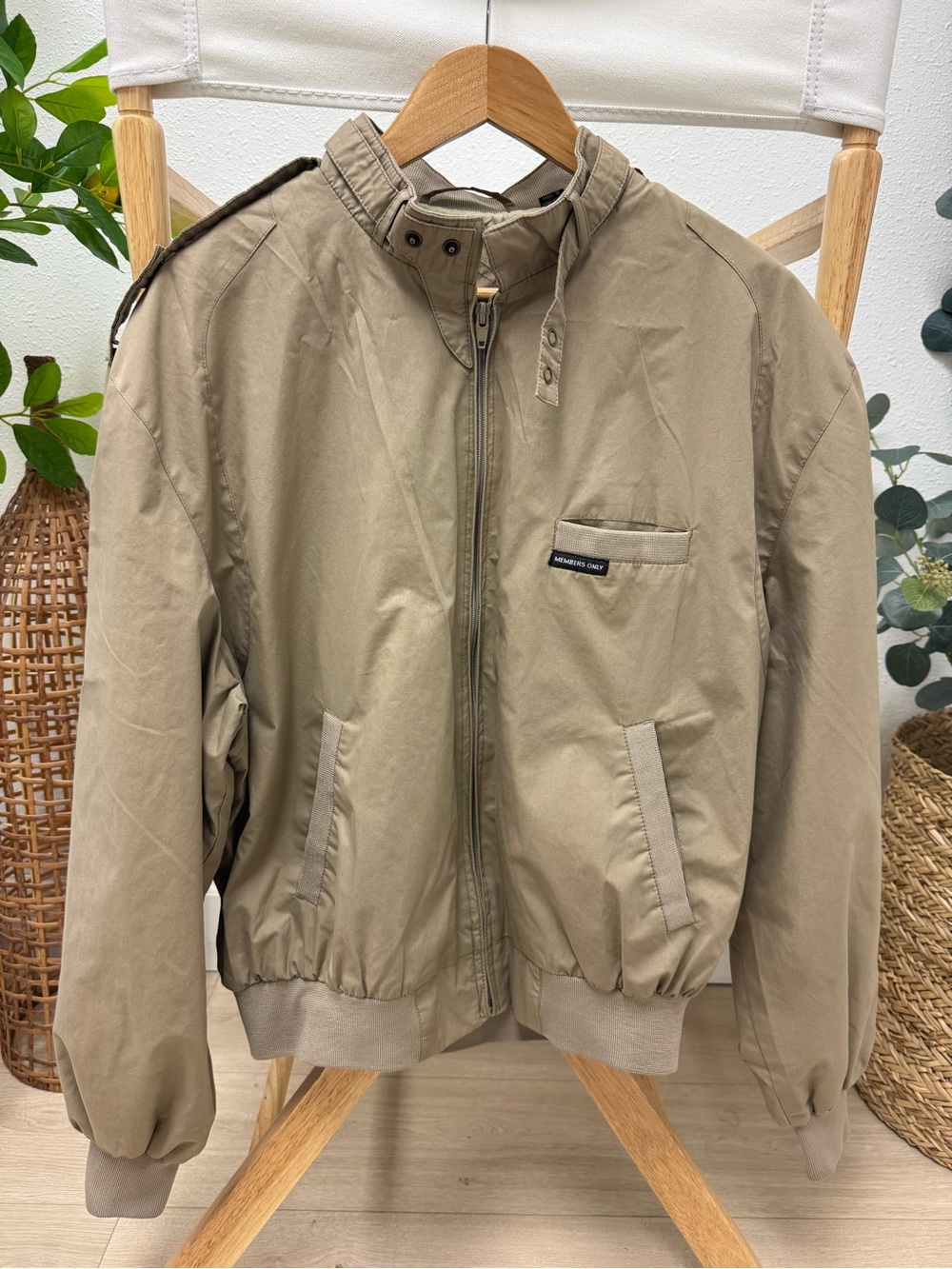 Vintage 80s Members Only Jacket Men’s 44 Large Tan Khaki Bomber Hong Kong